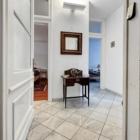 Διαμέρισμα Zentrale Mit Balkon Fuer 10 Gaeste Στουτγκάρδη