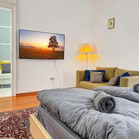 Zentrale Mit Balkon Fuer 10 Gaeste